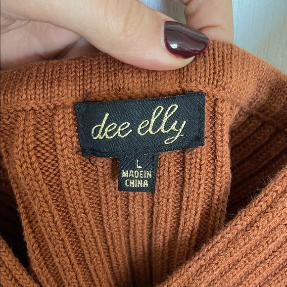 Rust Ribbed Knit Tank Top - Picture 2 of 3